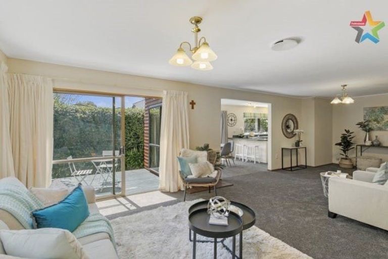 Photo of property in 131a Waterloo Road, Hutt Central, Lower Hutt, 5010