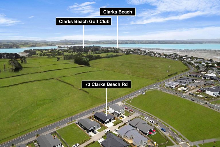 Photo of property in 73 Clarks Beach Road, Clarks Beach, 2122