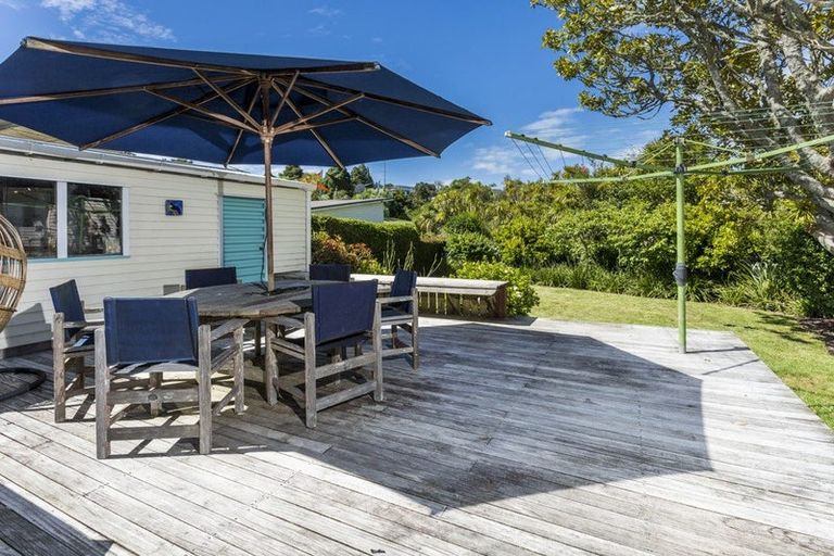 Photo of property in 62 Mcdowell Crescent, Hillcrest, Auckland, 0627