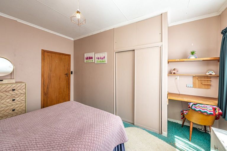 Photo of property in 11 Field Street, Aramoho, Whanganui, 4500