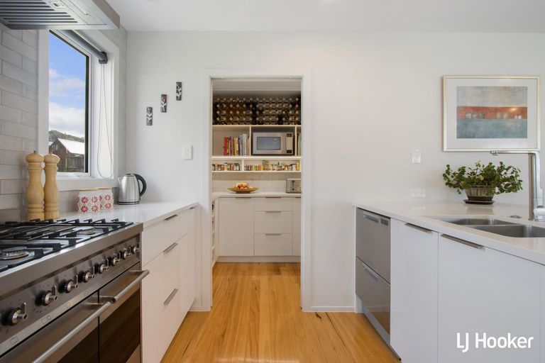 Photo of property in 7 Wallnutt Avenue, Waihi Beach, 3611