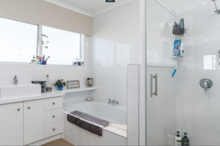 Photo of property in 9 Matipo Street, Lansdowne, Masterton, 5810