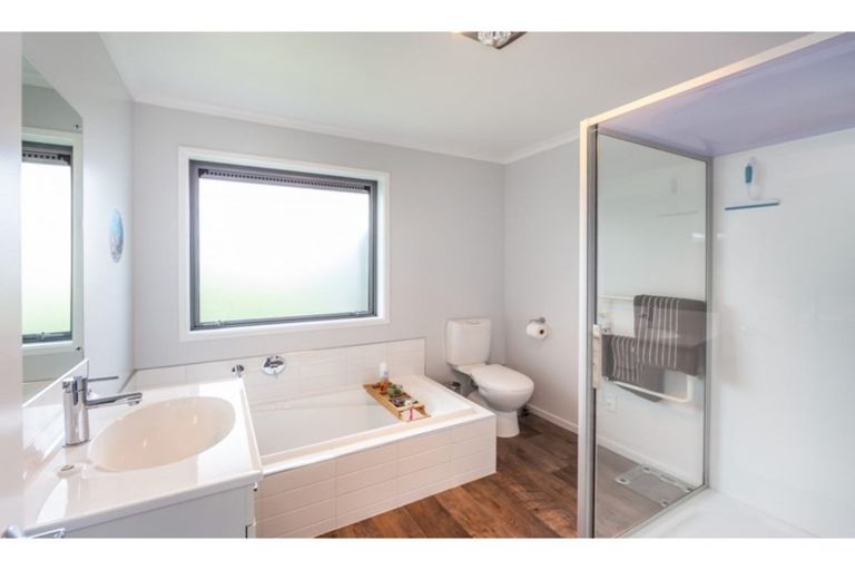 Photo of property in 8 Carteret Place, Aranui, Christchurch, 8061