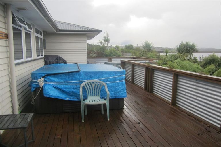 Photo of property in 42 Koe Street, Moana, 7872