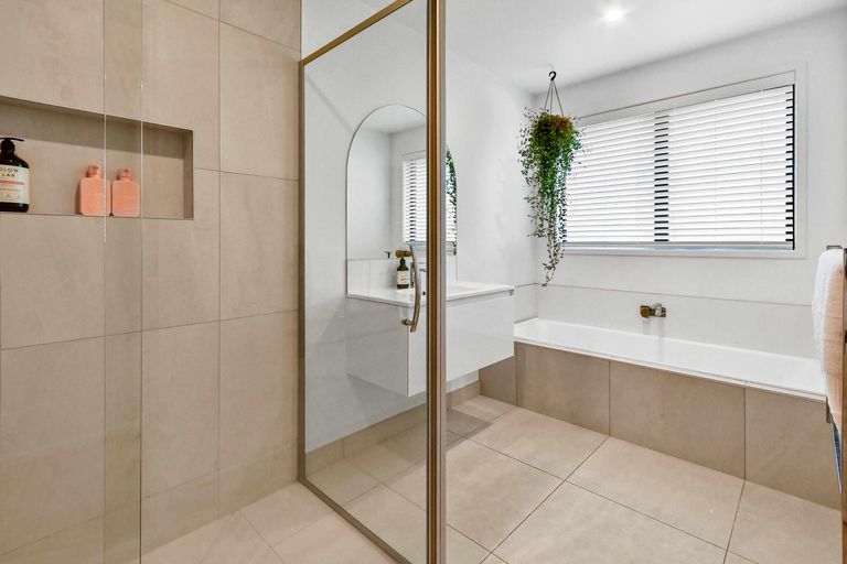 Photo of property in 29 Trevor Mcmiken Drive, Patumahoe, Pukekohe, 2679