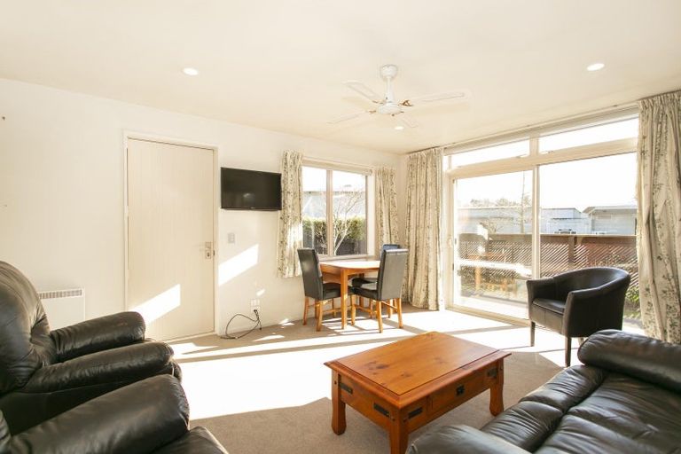 Photo of property in 1e Kermode Street, Ashburton, 7700