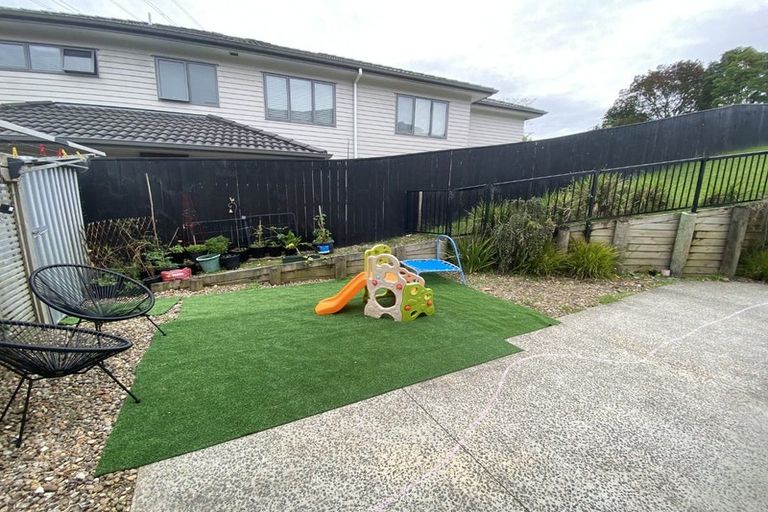 Photo of property in 28 Wautaiti Drive, Riverhead, 0820