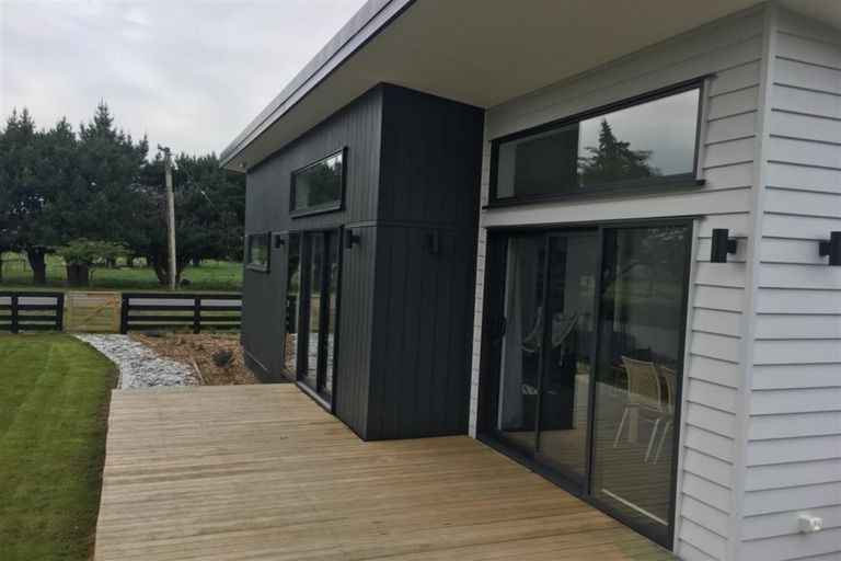 Photo of property in 37 Montrose Avenue, Culverden, 7392