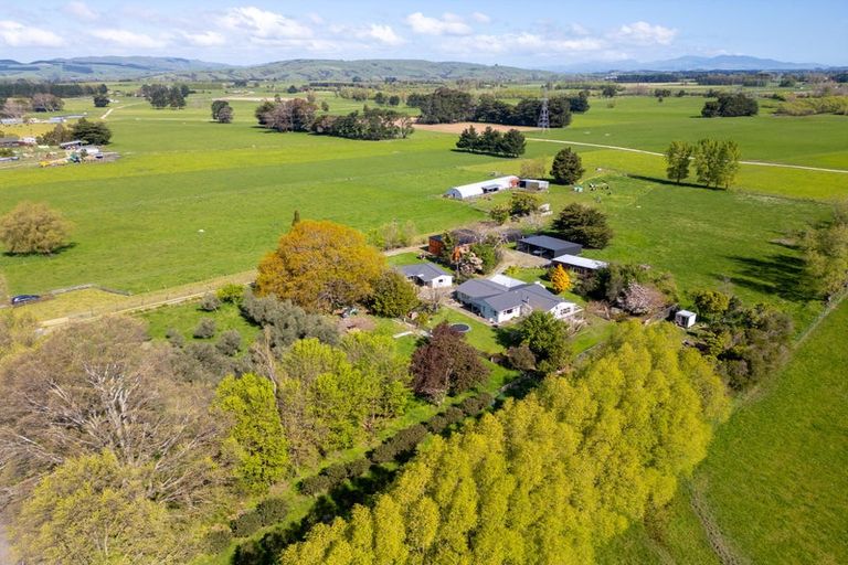 Photo of property in 120 Waihakeke Road, Waihakeke, Carterton, 5792