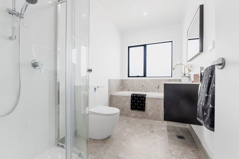 Photo of property in 1/146 Rimu Street, Maeroa, Hamilton, 3200