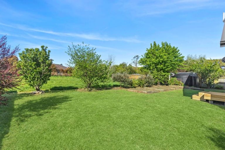 Photo of property in 2 Toiora Place, Takaka, 7110