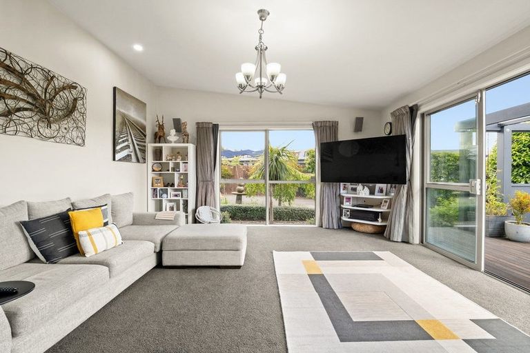 Photo of property in 24 Grandvista Drive, Green Island, Dunedin, 9018