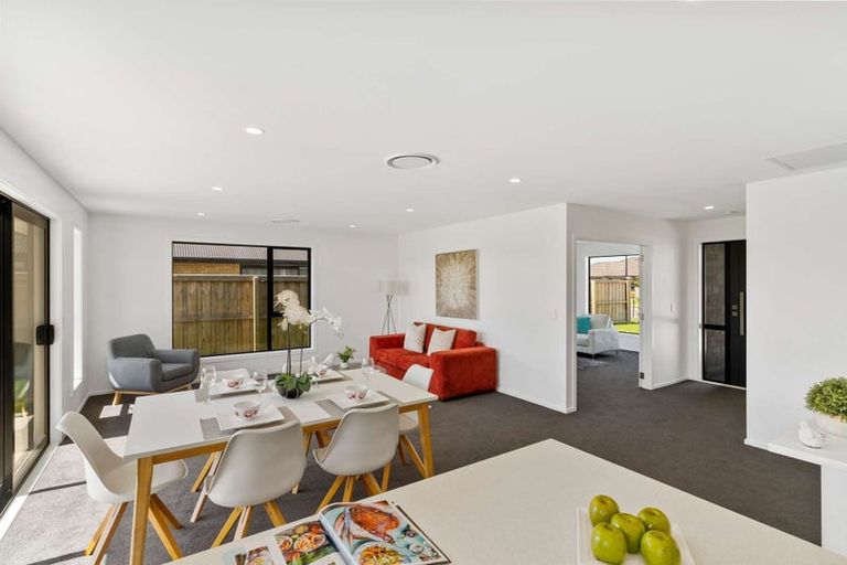 Photo of property in 3 Finstock Way, Rolleston, 7614