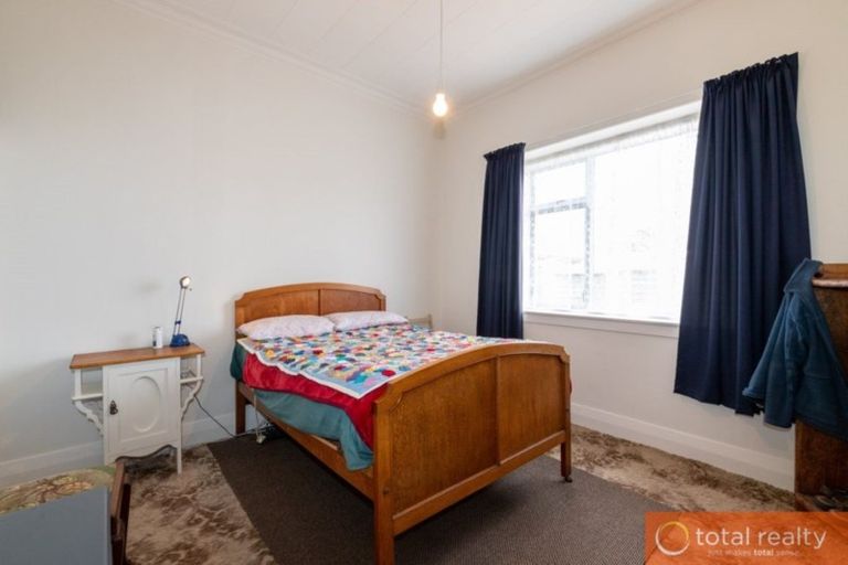 Photo of property in 73 Cutten Street, South Dunedin, Dunedin, 9012