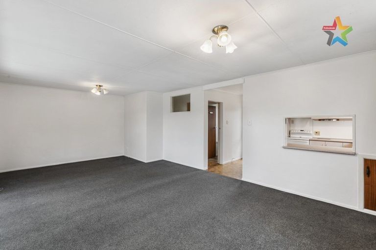 Photo of property in 18a Wimbledon Grove, Wainuiomata, Lower Hutt, 5014