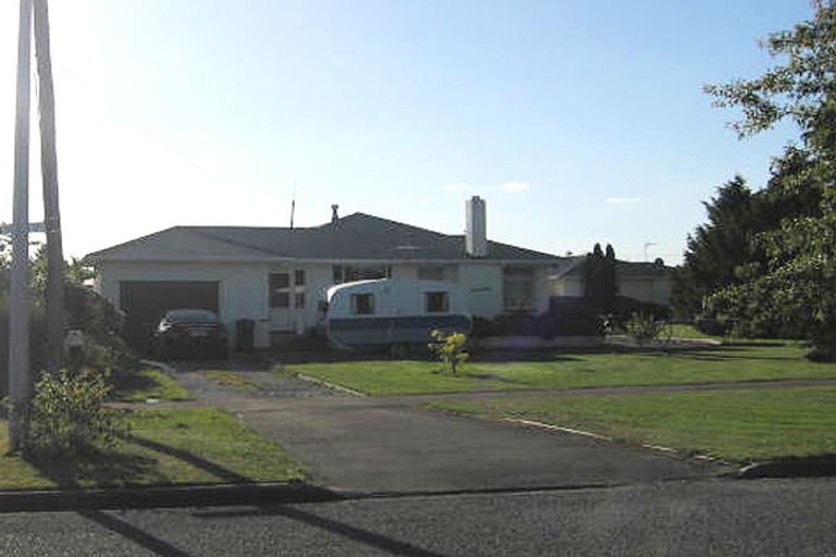 Photo of property in 31 Holmes Street, Darfield, 7510