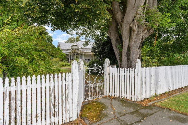 Photo of property in 186 Racecourse Road, Sockburn, Christchurch, 8042