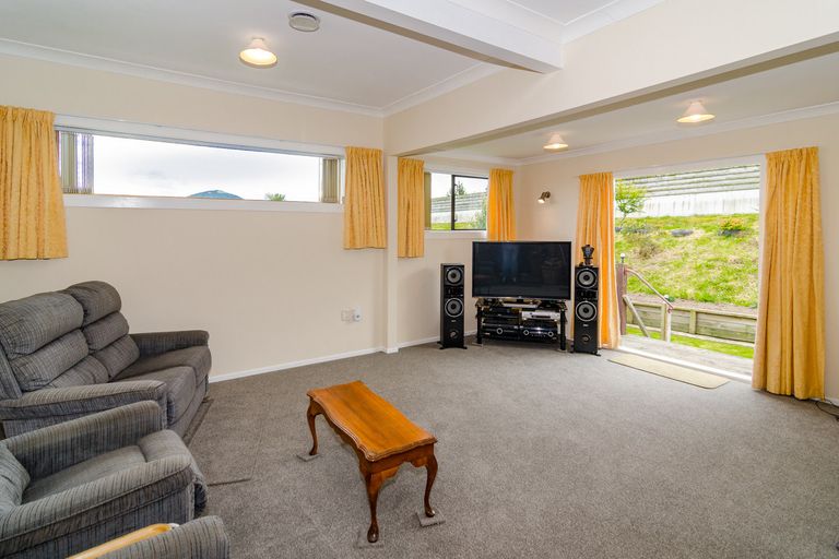 Photo of property in 8 Westland Street, Green Island, Dunedin, 9018