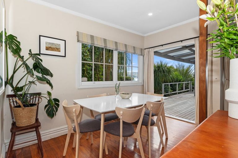 Photo of property in 122 Beach Road, Onerahi, Whangarei, 0110