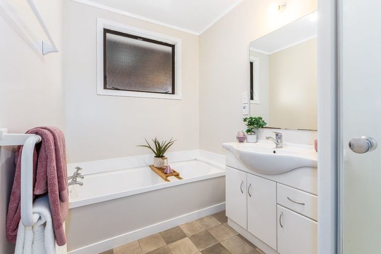 Photo of property in 2/9 Connolly Street, Boulcott, Lower Hutt, 5010