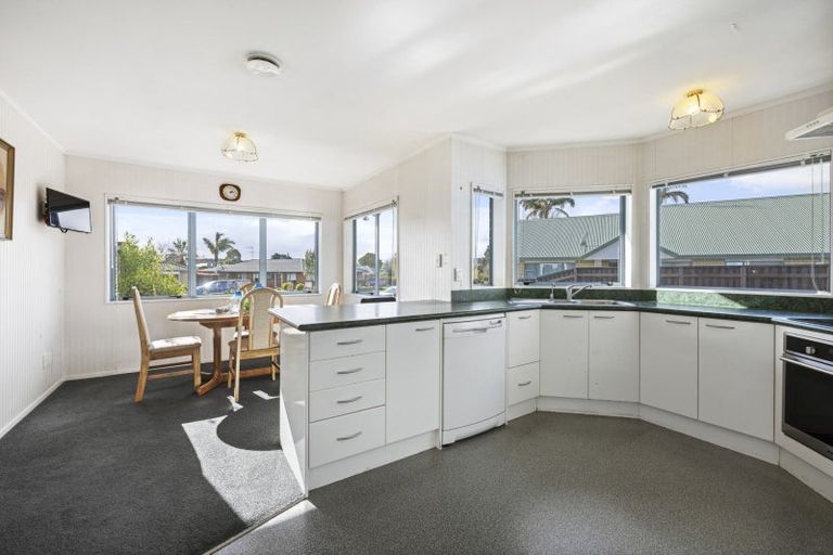 Photo of property in 64 O'connor Drive, Pukekohe, 2120