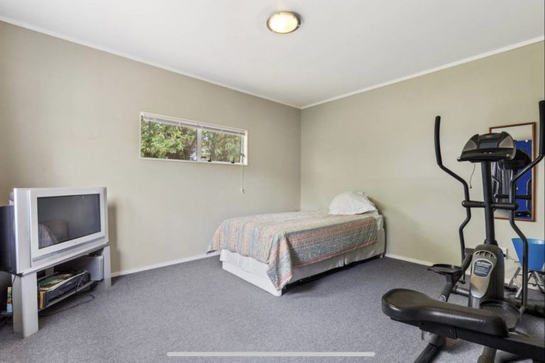 Photo of property in 12 Hamilton Road, Papatoetoe, Auckland, 2025