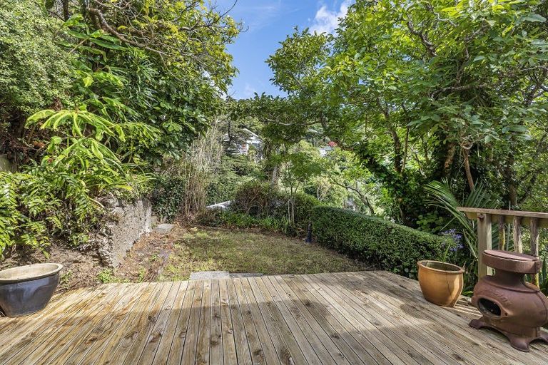 Photo of property in 14 Mount Pleasant Road, Aro Valley, Wellington, 6012