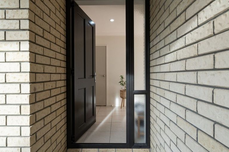 Photo of property in 32 Roxbury Place, Papamoa Beach, Papamoa, 3118