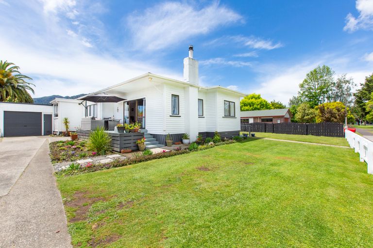 Photo of property in 86 Stanley Avenue, Te Aroha, 3320