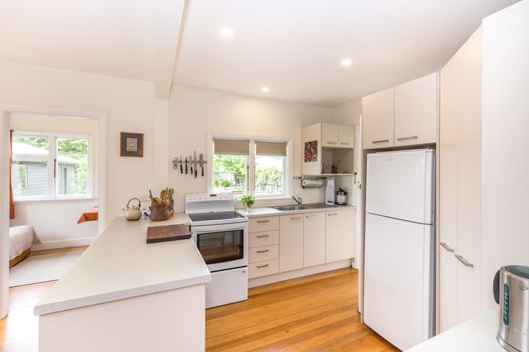 Photo of property in 116 Riverlaw Terrace, Saint Martins, Christchurch, 8022