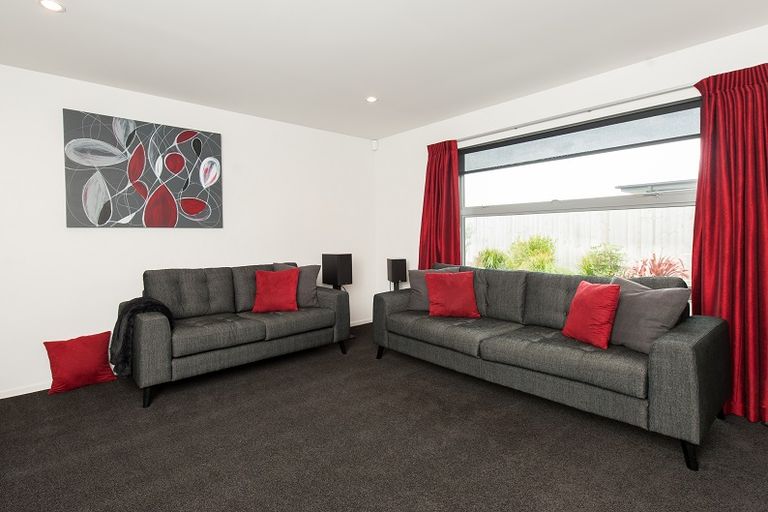 Photo of property in 5 Constance Place, Aidanfield, Christchurch, 8025