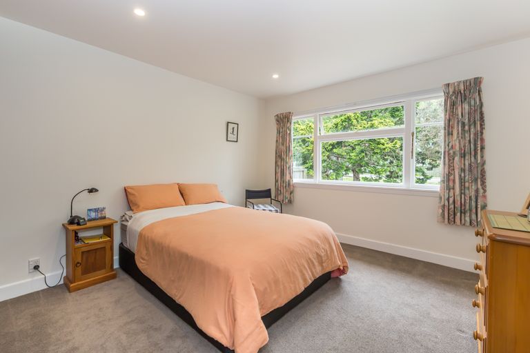 Photo of property in 116 Riverlaw Terrace, Saint Martins, Christchurch, 8022