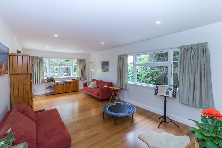 Photo of property in 116 Riverlaw Terrace, Saint Martins, Christchurch, 8022