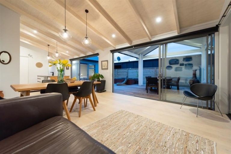 Photo of property in 17 Awatira Drive, Papamoa Beach, Papamoa, 3118