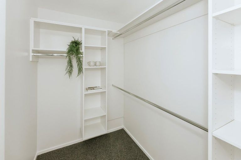 Photo of property in 15 Royal Oak Crescent, Holmes Hill, Oamaru, 9401