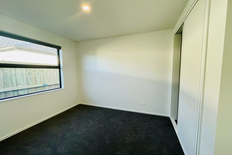Photo of property in 8 Riroriro Lane, Halswell, Christchurch, 8025