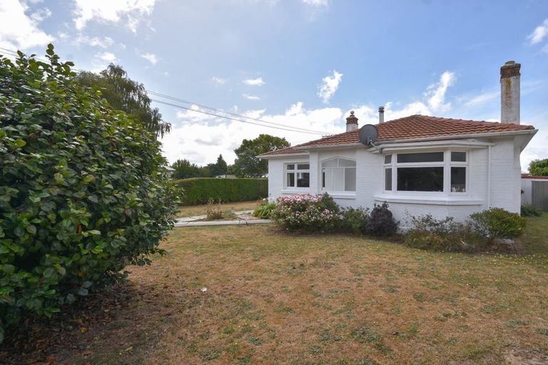 Photo of property in 19 Burns Street, Milton, 9220