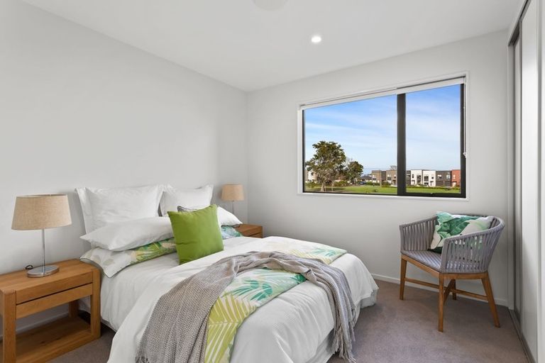 Photo of property in 38 Gosper Road, Takanini, 2112