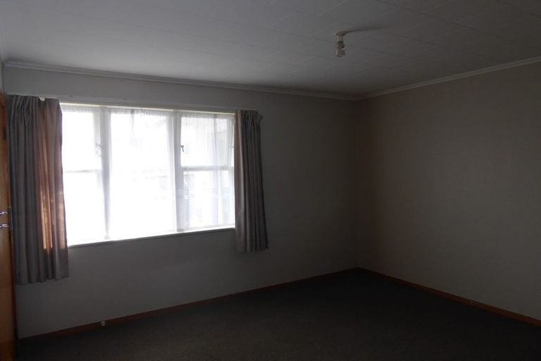 Photo of property in 1/19 Mangaroa Hill Road, Maoribank, Upper Hutt, 5018