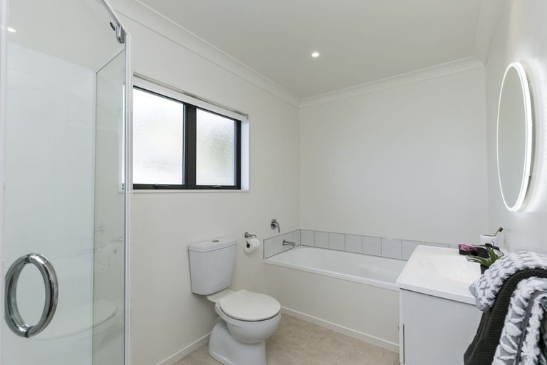 Photo of property in 7 Moston Grove, Churton Park, Wellington, 6037