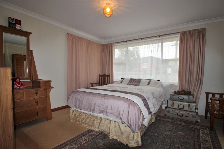 Photo of property in 1 Kerry Street, Alexandra, 9320