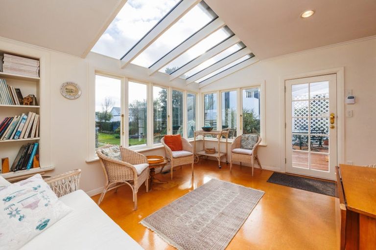 Photo of property in 155 Park Road, West End, Palmerston North, 4410