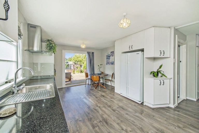 Photo of property in 25 Cross Street, Waikuku Beach, 7473