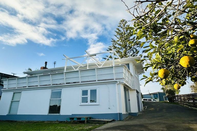 Photo of property in 29 Sycamore Drive, Sunnynook, Auckland, 0620