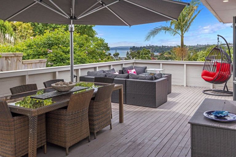 Photo of property in 2/188 Clovelly Road, Bucklands Beach, Auckland, 2012