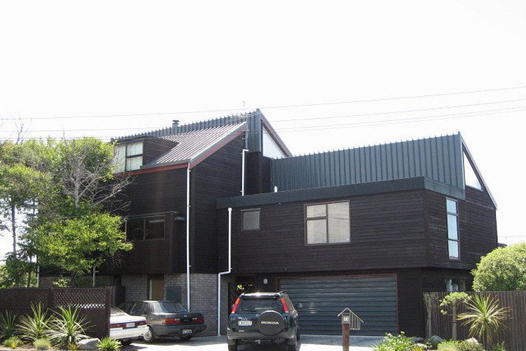 Photo of property in 11 Larnach Street, Waimairi Beach, Christchurch, 8083
