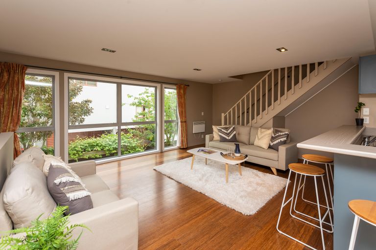 Photo of property in 4/86 Springfield Road, St Albans, Christchurch, 8014