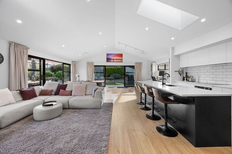 Photo of property in 7 Hebbard Court, Albert Town, Wanaka, 9305