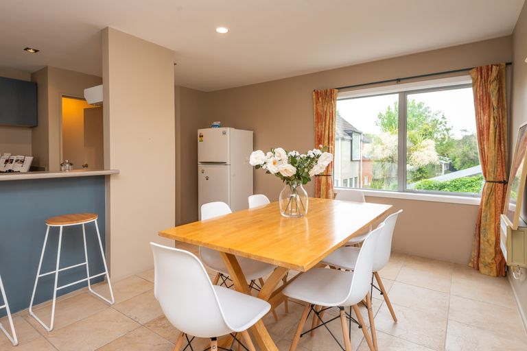 Photo of property in 4/86 Springfield Road, St Albans, Christchurch, 8014