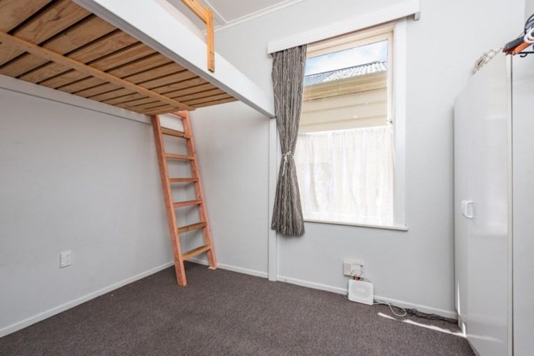 Photo of property in 21 Douglas Street, Mount Cook, Wellington, 6021